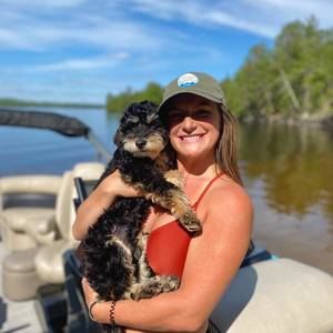 Meet your Posher, Lacey